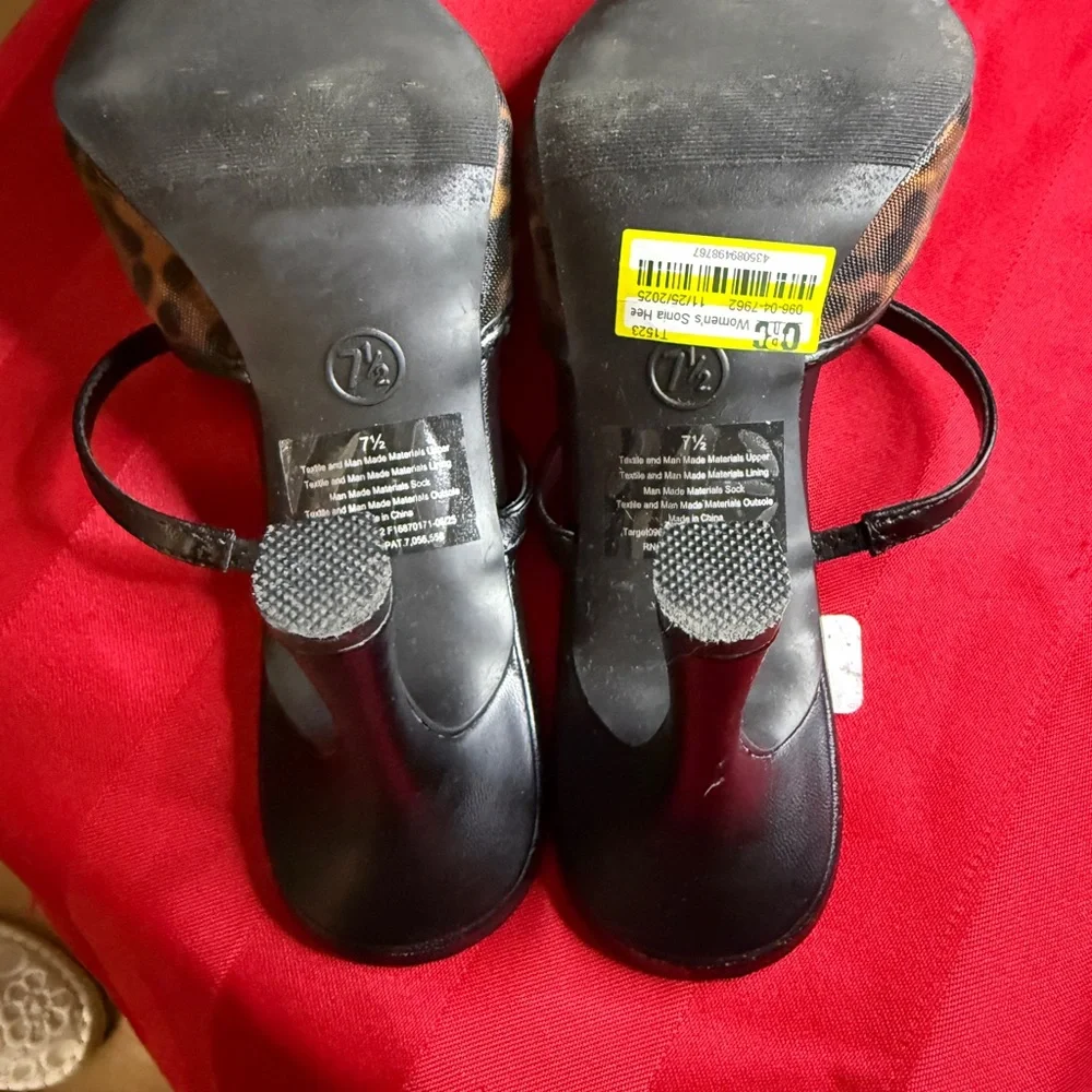 a new day Leopard Print Pointed Toe Ankle Strap Pumps - Brown/Black - Picture 3 of 3